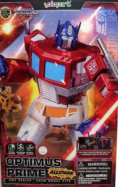 TRANSFORMERS GENERATIONS ONE AMK SERIES PLASTIC MODEL KIT OPTIMUS PRIME 20 CM